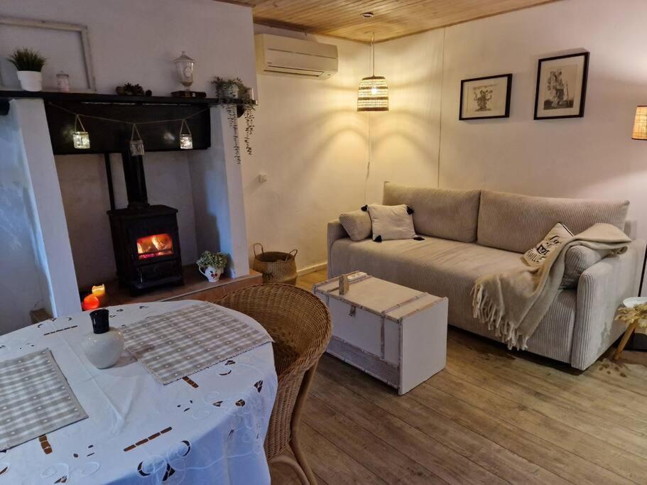 Petit Cottage Breton Saint-Mayeux Bagian luar foto